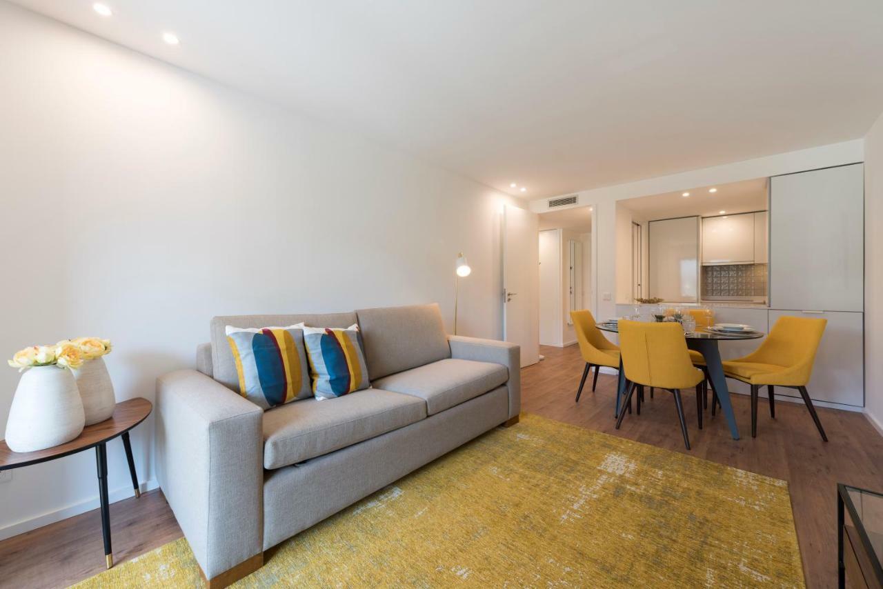 Lovelystay - Downtown Balcony Apartment With Free Parking OOporto Exterior foto