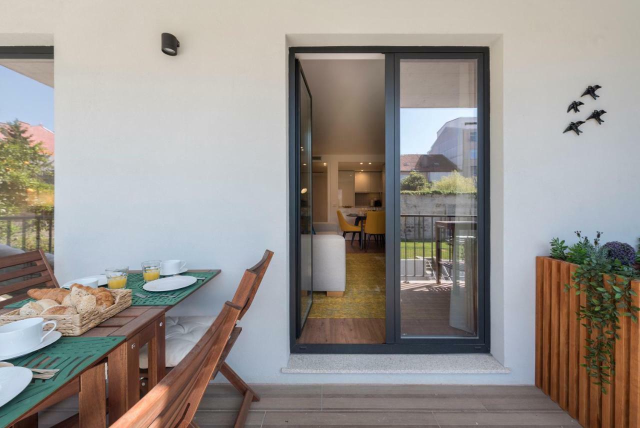 Lovelystay - Downtown Balcony Apartment With Free Parking OOporto Exterior foto