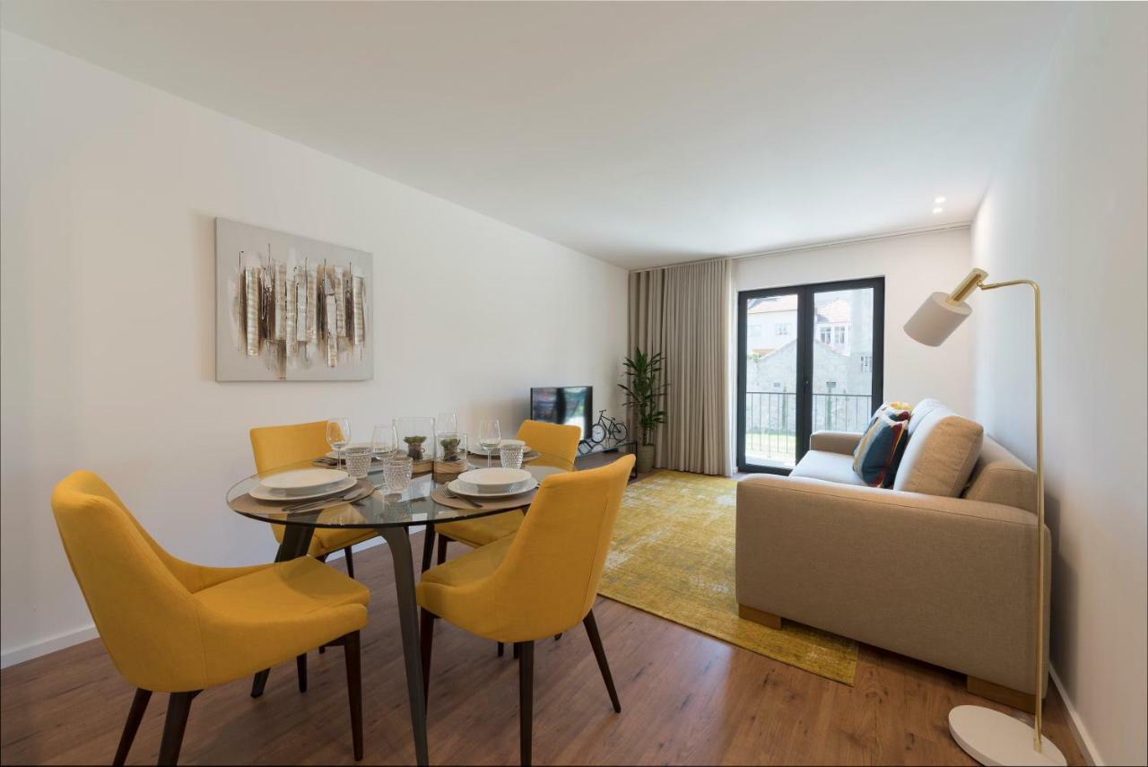 Lovelystay - Downtown Balcony Apartment With Free Parking OOporto Exterior foto