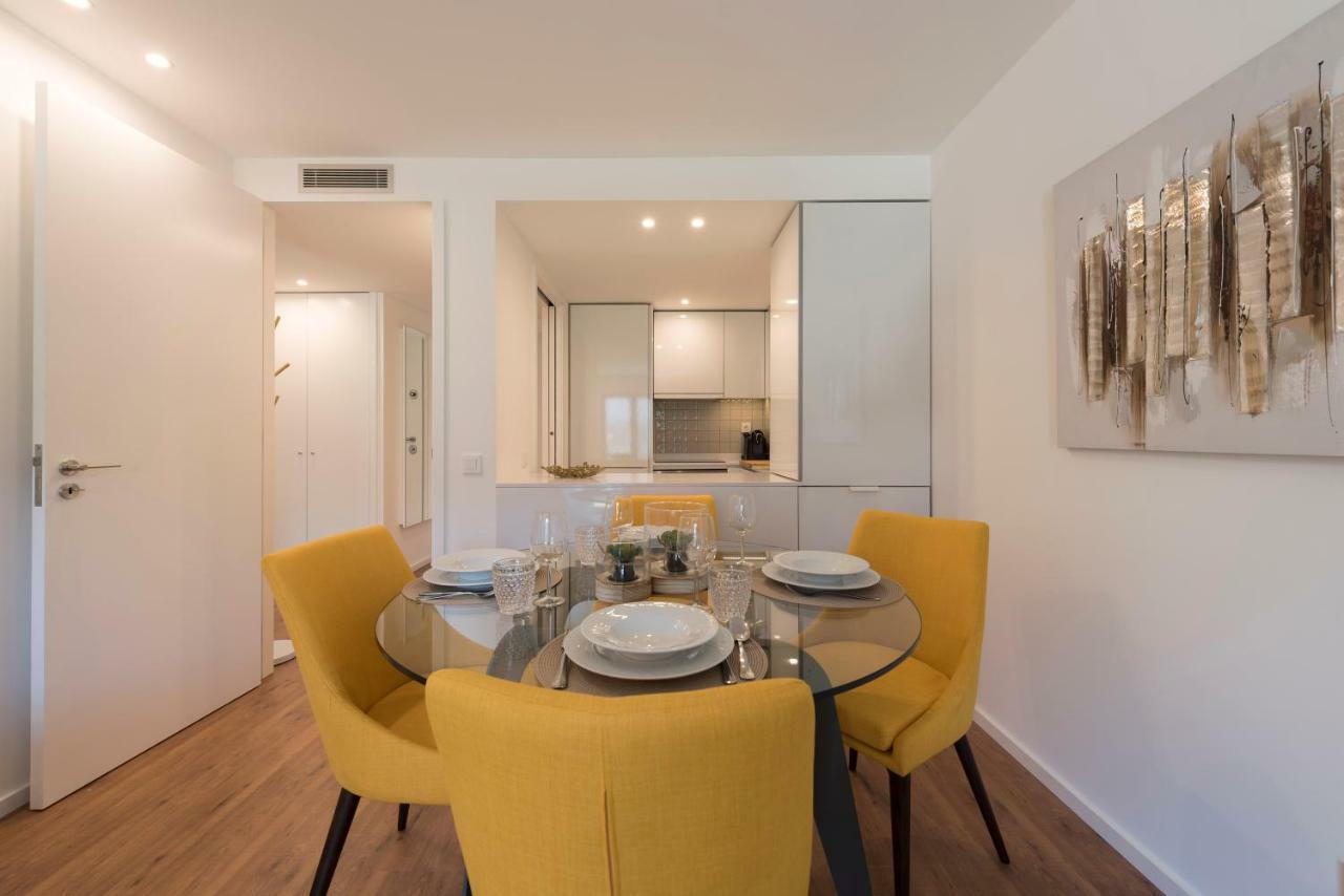 Lovelystay - Downtown Balcony Apartment With Free Parking OOporto Exterior foto